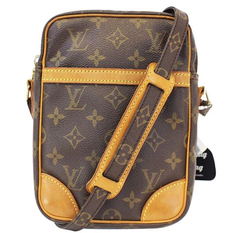 louis vuitton material bag